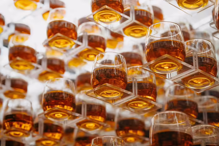 Пити правильно: як дегустувати Ballantine’s, щоб розкрити всі відтінки смаку
