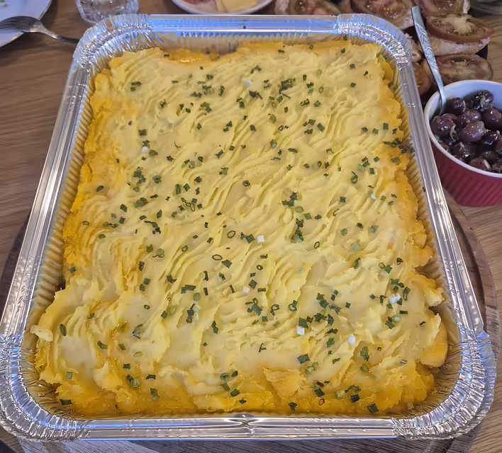 Готуємо Hachis Parmentier: французький варіант пастушого пирога Sheppepd`s Pie